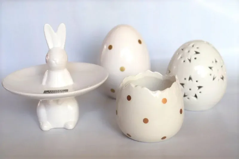 Dekorační podnos se zajíčkem 
