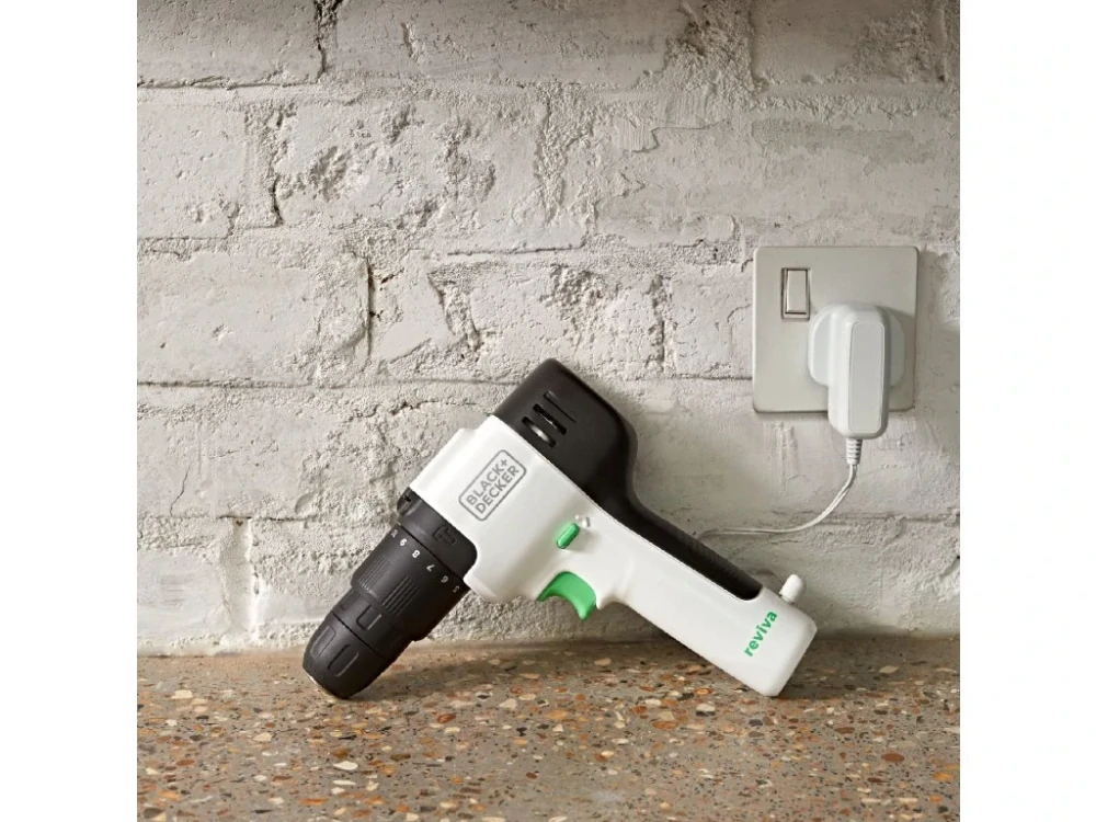 BLACK+DECKER REVHD12C (1,5Ah) 12V aku příklepová vrtačka Reviva – integrovaná baterie