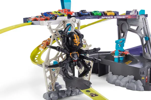 Spider Strike – Autodráha Metal Machines Sider Strike