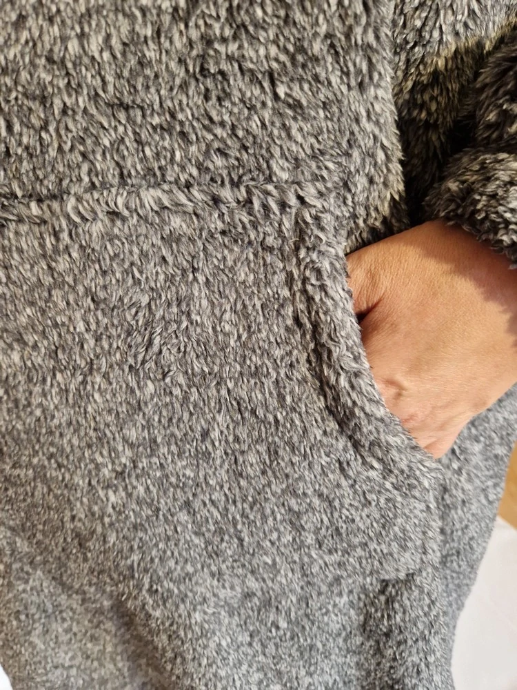 Županové pončo šedé kožíškové UNI velikost 