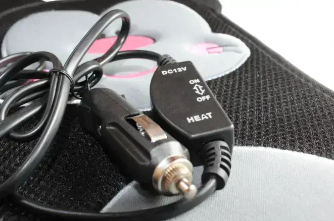 Vyhřívaný potah do dětských autosedaček 12V