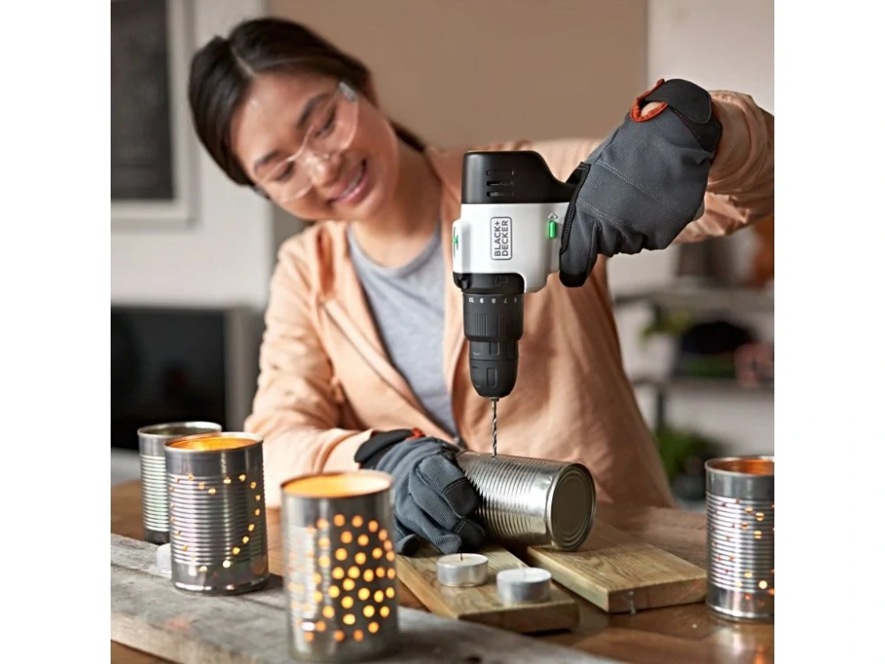 BLACK+DECKER REVHD12C (1,5Ah) 12V aku příklepová vrtačka Reviva – integrovaná baterie