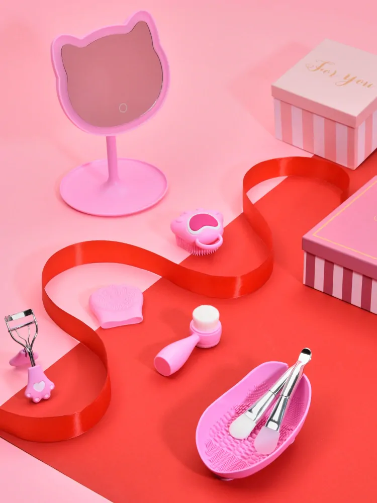 Kosmetické zrcátko Kitty s osvětlením 29 cm