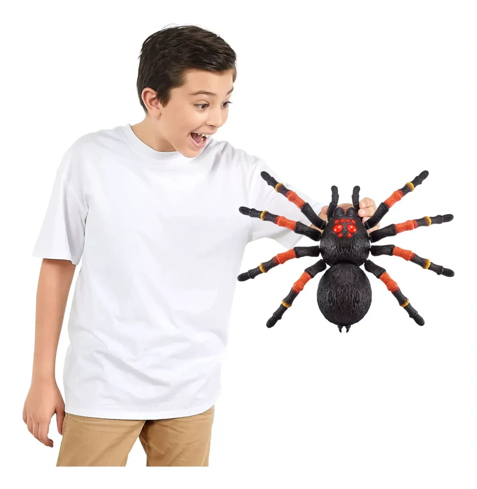 Robo Alive Giant 3v1 Tarantule Interaktivní robotický elektronický pavouk na baterie 38 cm
