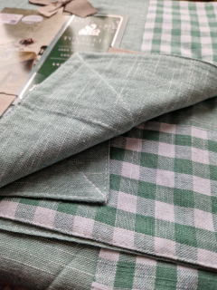 Amo La Casa Venkovský ubrus zelené káro 140 x 180 cm